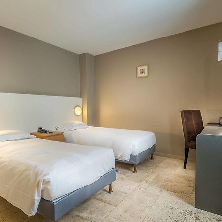 Hotel Lambeau Etterbeek Екстер'єр фото