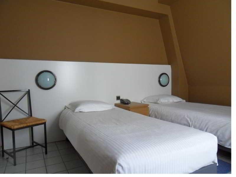 Hotel Lambeau Etterbeek Екстер'єр фото