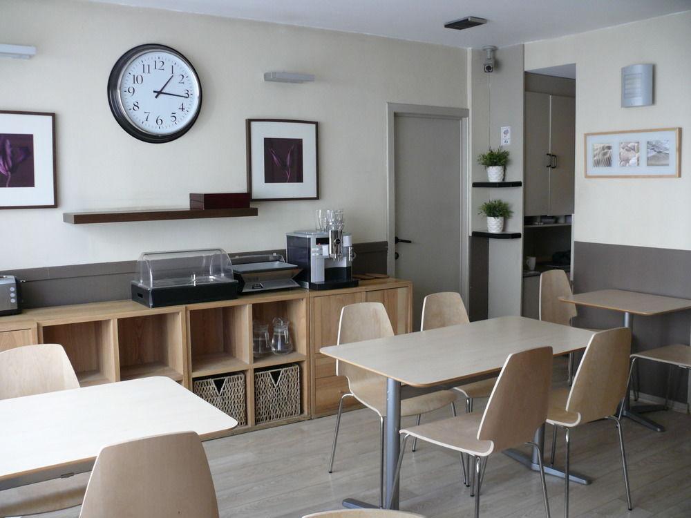 Hotel Lambeau Etterbeek Екстер'єр фото