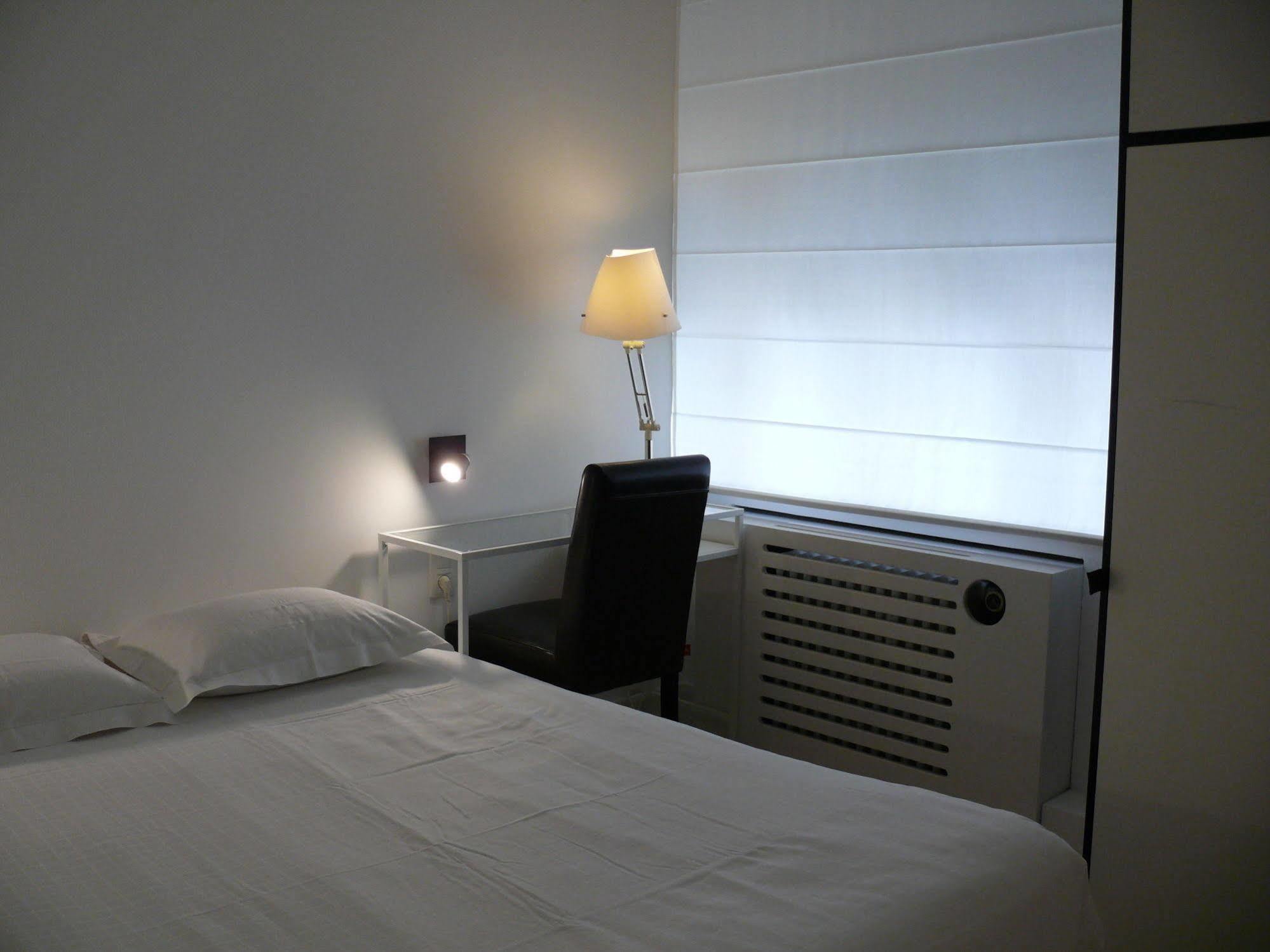 Hotel Lambeau Etterbeek Екстер'єр фото