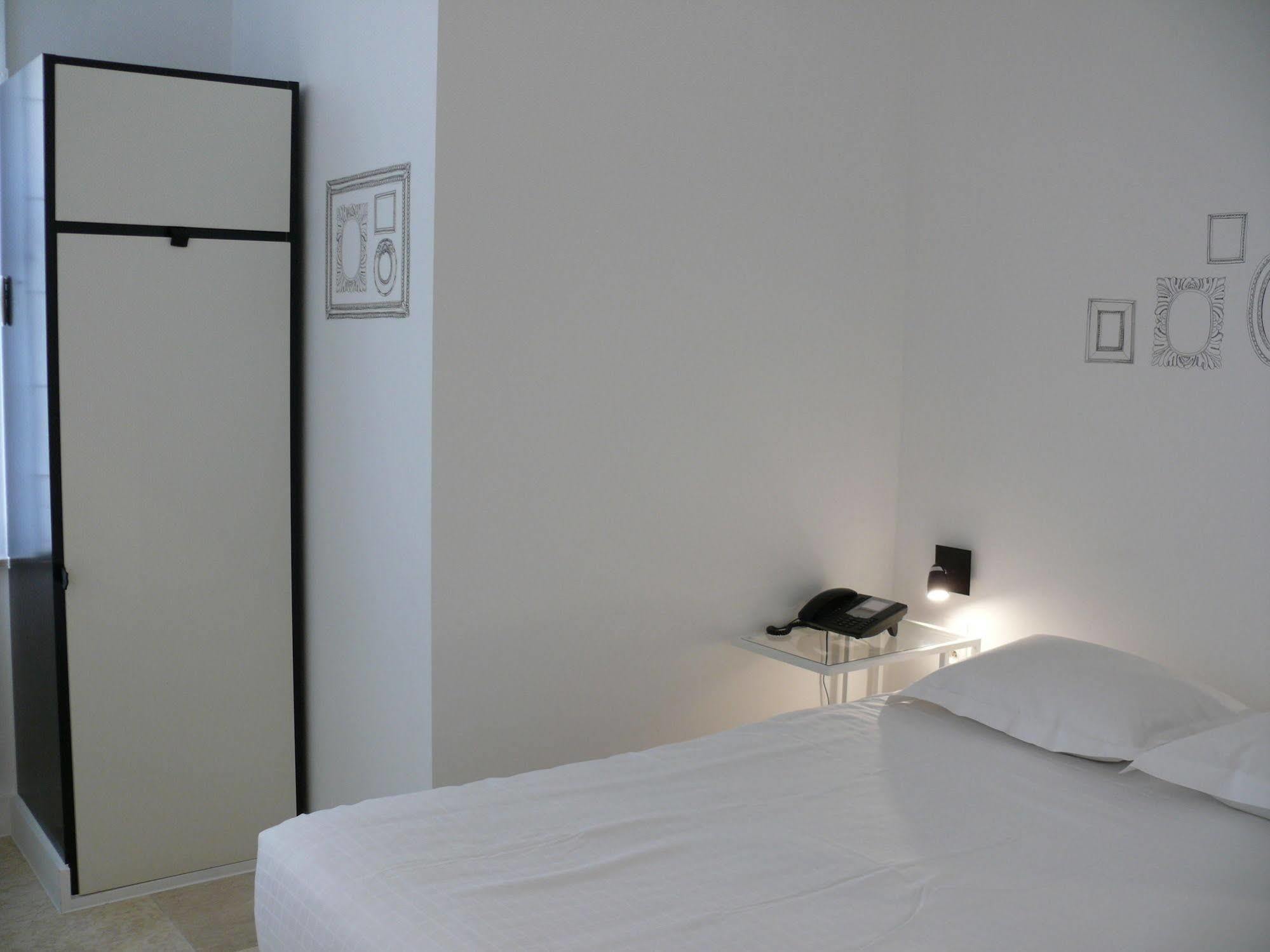 Hotel Lambeau Etterbeek Екстер'єр фото