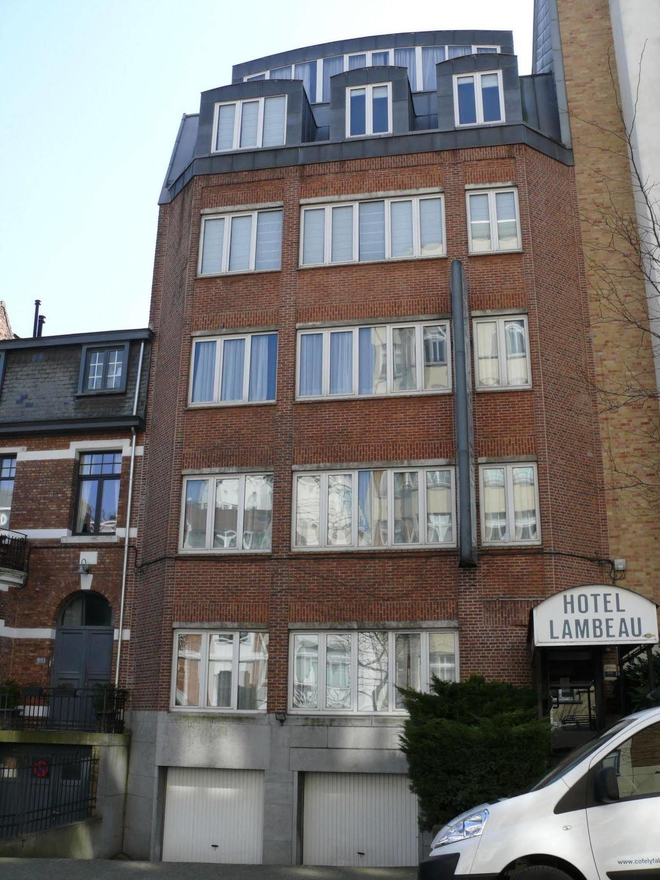Hotel Lambeau Etterbeek Екстер'єр фото