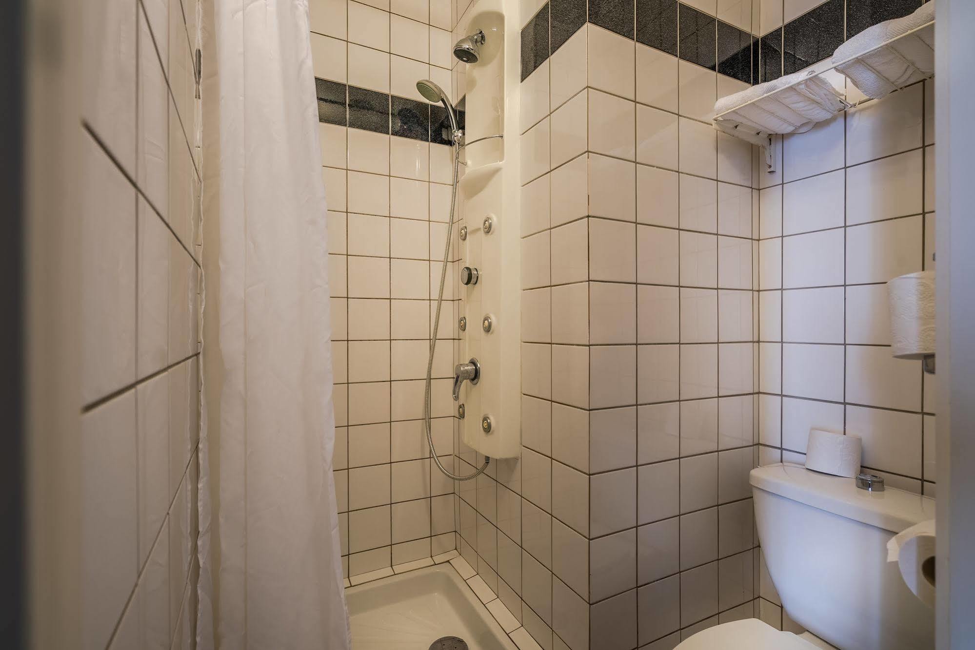 Hotel Lambeau Etterbeek Екстер'єр фото